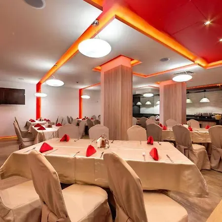 Luxury In Belvedere Club 아파트 반스코